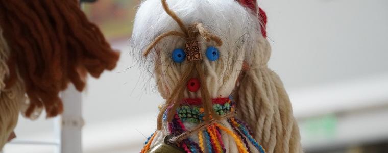 Майсторът-занаятчия Теодора Митева за магията на ръчно направените мартеници (ВИДЕО)