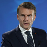 Не вярвам в международен ред, който се свежда до отношения между сюзерен и васали, заяви Макрон на посещението си в Делхи