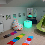 Сензорна зала подпомага терапевтичната работа с деца в Добрич (ВИДЕО)
