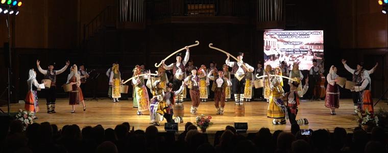 Спектакълът „Живата памет на времето“ на ПФА „Добруджа“ отново завладя публиката (ВИДЕО)