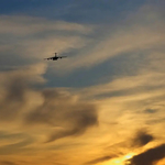 Десетки полети от и до летището в Ларнака на остров Кипър са отменени