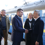 Премиерът Андрей Гюров и министри от служебния кабинет са на посещение в Украйна