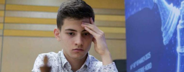 Момчил Петков с четвърти успех на европейското по шах