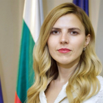 Министър Велислава Петрова: Никой не е подписвал никаква декларация