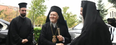 Посрещнаха с протест Вселенския патриарх Вартоломей
